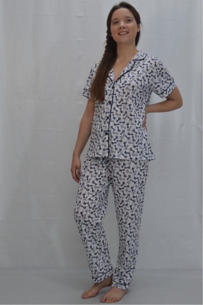 Pijama camiseiro manga curta branco estampado azul