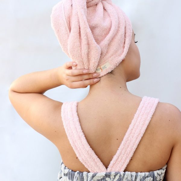 Sustainable bath towels made with organic and recycled cotton.